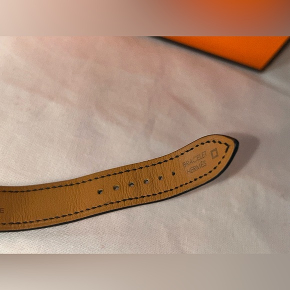 🌟SOLD🌟HERMES Heure H Watch Diamond Bezel Alligator Noir Black - Picture 15 of 15